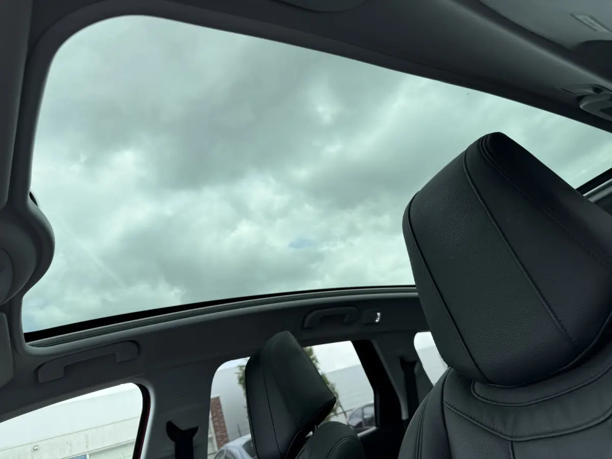BWJ 2019 1.2 131 PK Blue Lease Premium NIEUWE DISTR.RIEM!! AUTOMAAT | PANORAMA | LEDER | CLIMA | ANDROID AUTO | APPLE CARPLAY | MULTIFUNCT. STUUR