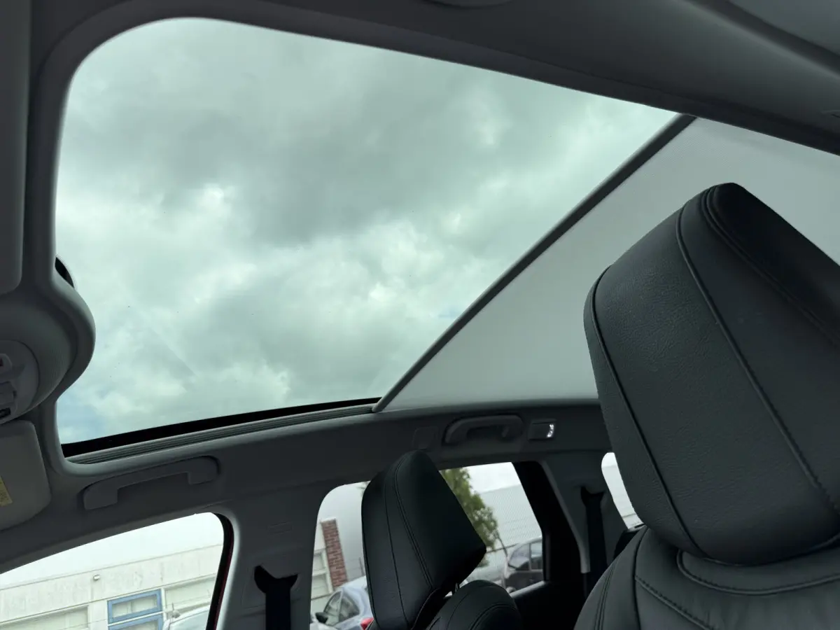 BWJ 2019 1.2 131 PK Blue Lease Premium NIEUWE DISTR.RIEM!! AUTOMAAT | PANORAMA | LEDER | CLIMA | ANDROID AUTO | APPLE CARPLAY | MULTIFUNCT. STUUR