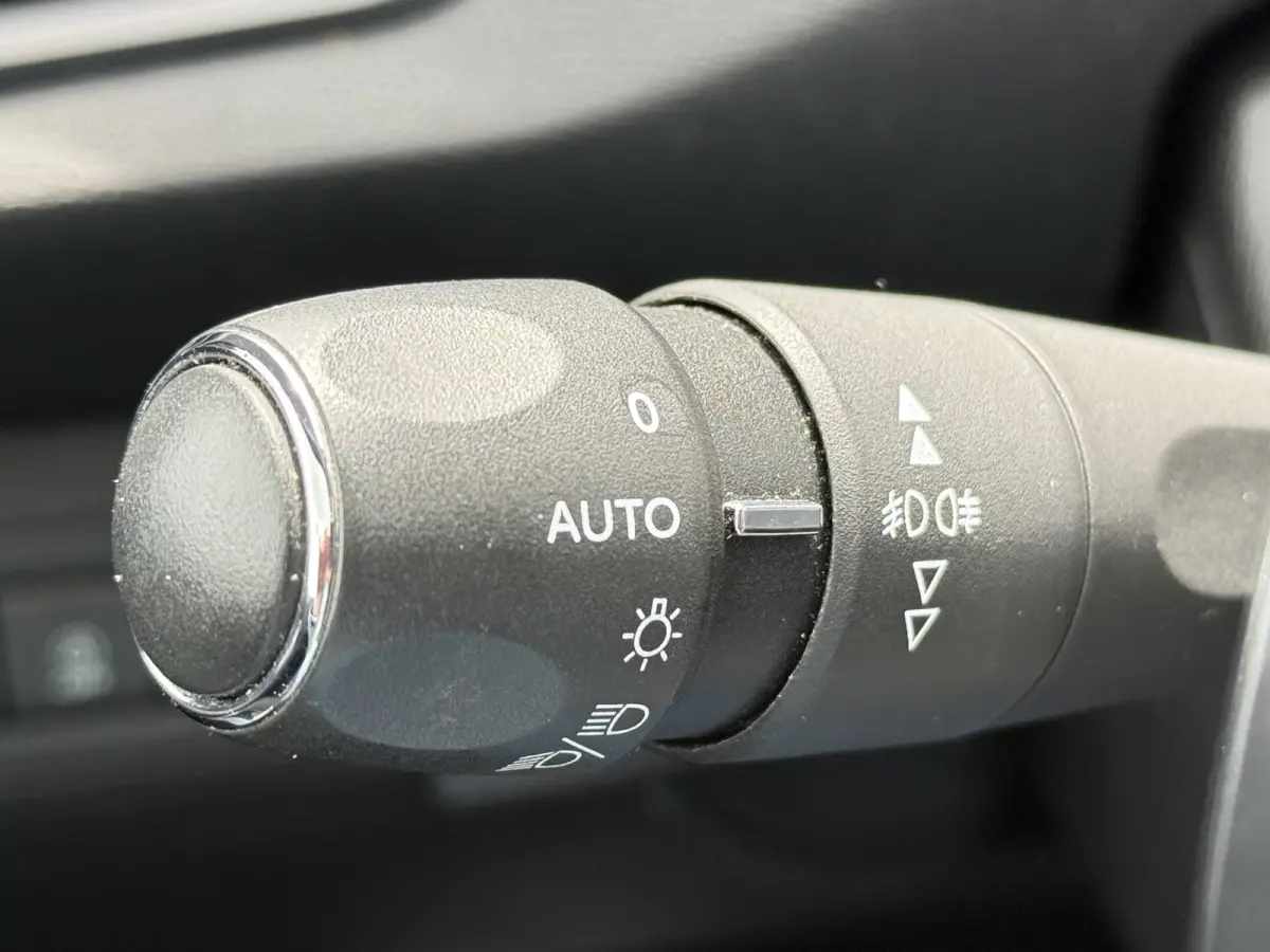 BWJ 2019 1.2 131 PK Blue Lease Premium NIEUWE DISTR.RIEM!! AUTOMAAT | PANORAMA | LEDER | CLIMA | ANDROID AUTO | APPLE CARPLAY | MULTIFUNCT. STUUR