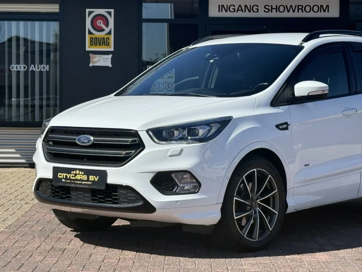 2.0 ST-Line automaat 4x4 243 pk Apple carplay camera climate ctr cruise ctr elktr trekhaak half leder/alcantara lmv 19 inch keyless entry dealer onderhouden