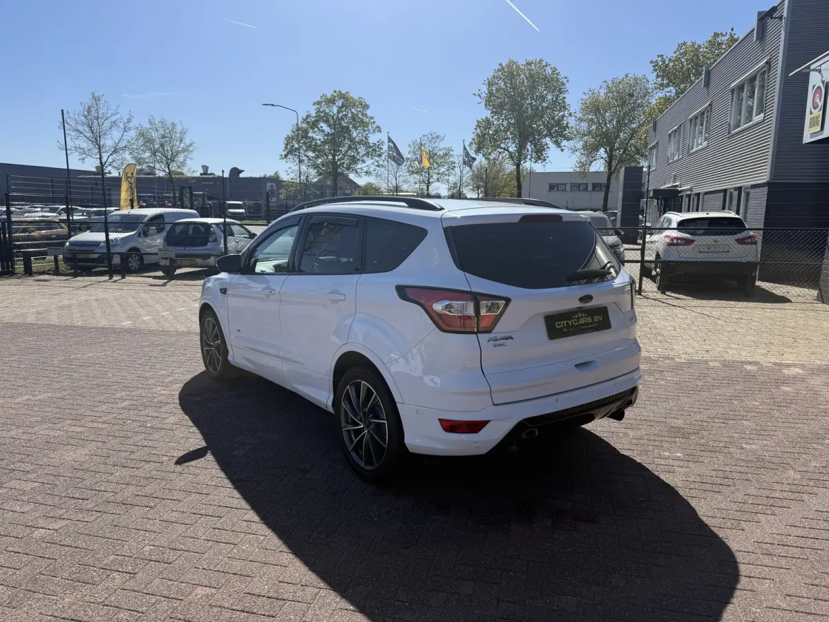 2.0 ST-Line automaat 4x4 243 pk Apple carplay camera climate ctr cruise ctr elktr trekhaak half leder/alcantara lmv 19 inch keyless entry dealer onderhouden