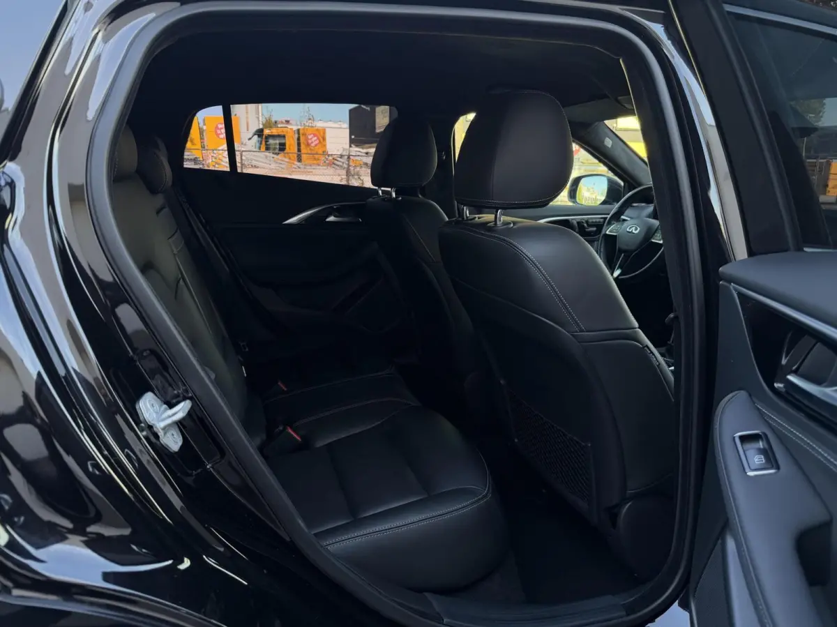 1.6t Premium Tech - NAVI/LEER/BOSE/360CAM/NAP