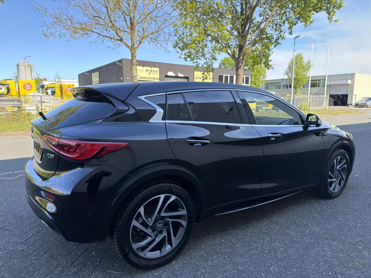 1.6t Premium Tech - NAVI/LEER/BOSE/360CAM/NAP