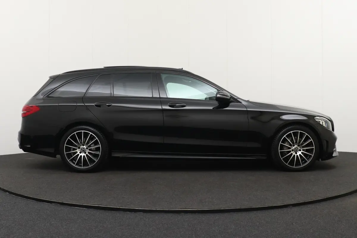 180 Business Solution AMG Pano-Dak Sfeerverlichting Carplay