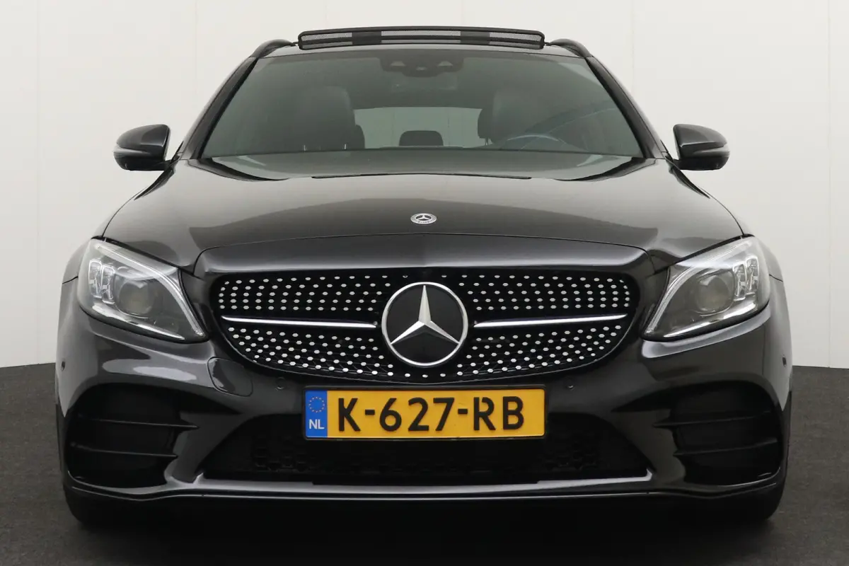 180 Business Solution AMG Pano-Dak Sfeerverlichting Carplay