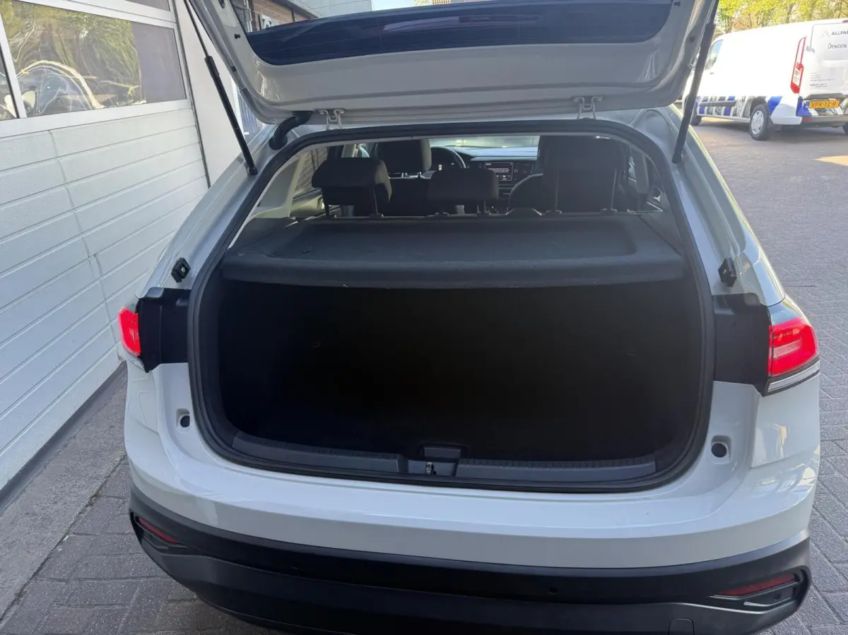 1.0 TSI Life NAVI/CARPLAY *ALL-IN PRIJS*