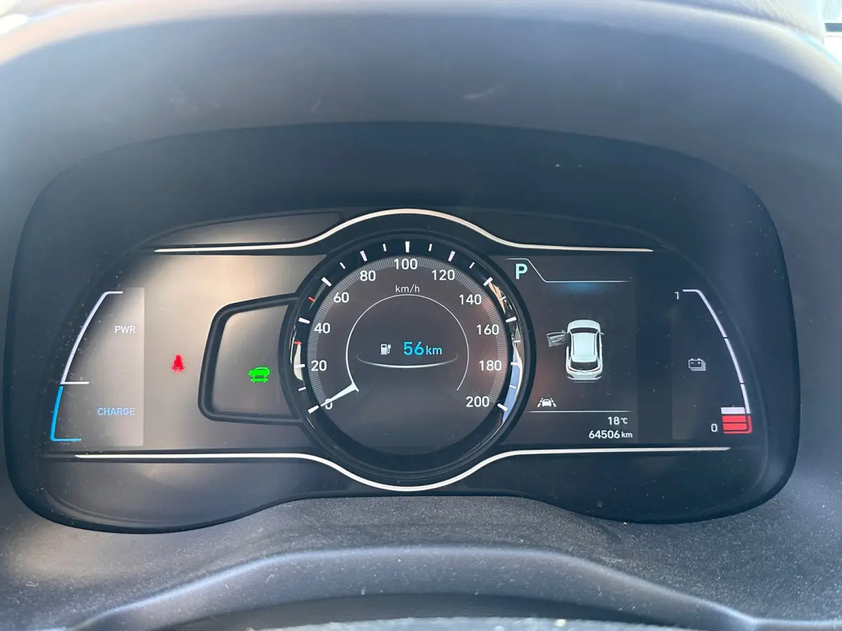 EV 64 kWh FASE 3 SOH 100 % DEALER OND KRELL KEYLEES GO