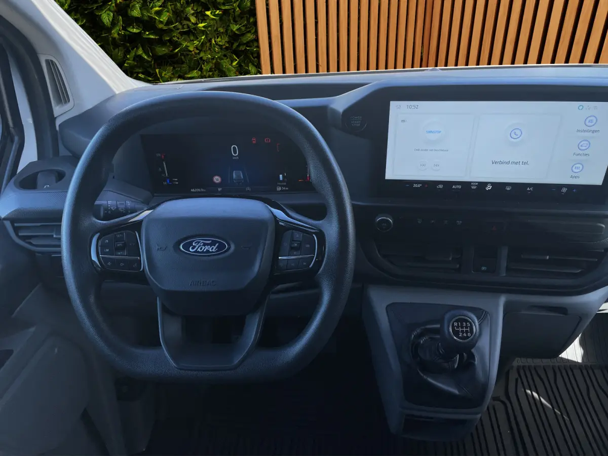 L1H1 Trend 136PK | Trekhaak | Camera | CarPlay |