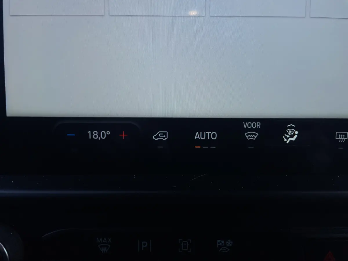 L1H1 Trend 136PK | Trekhaak | Camera | CarPlay |