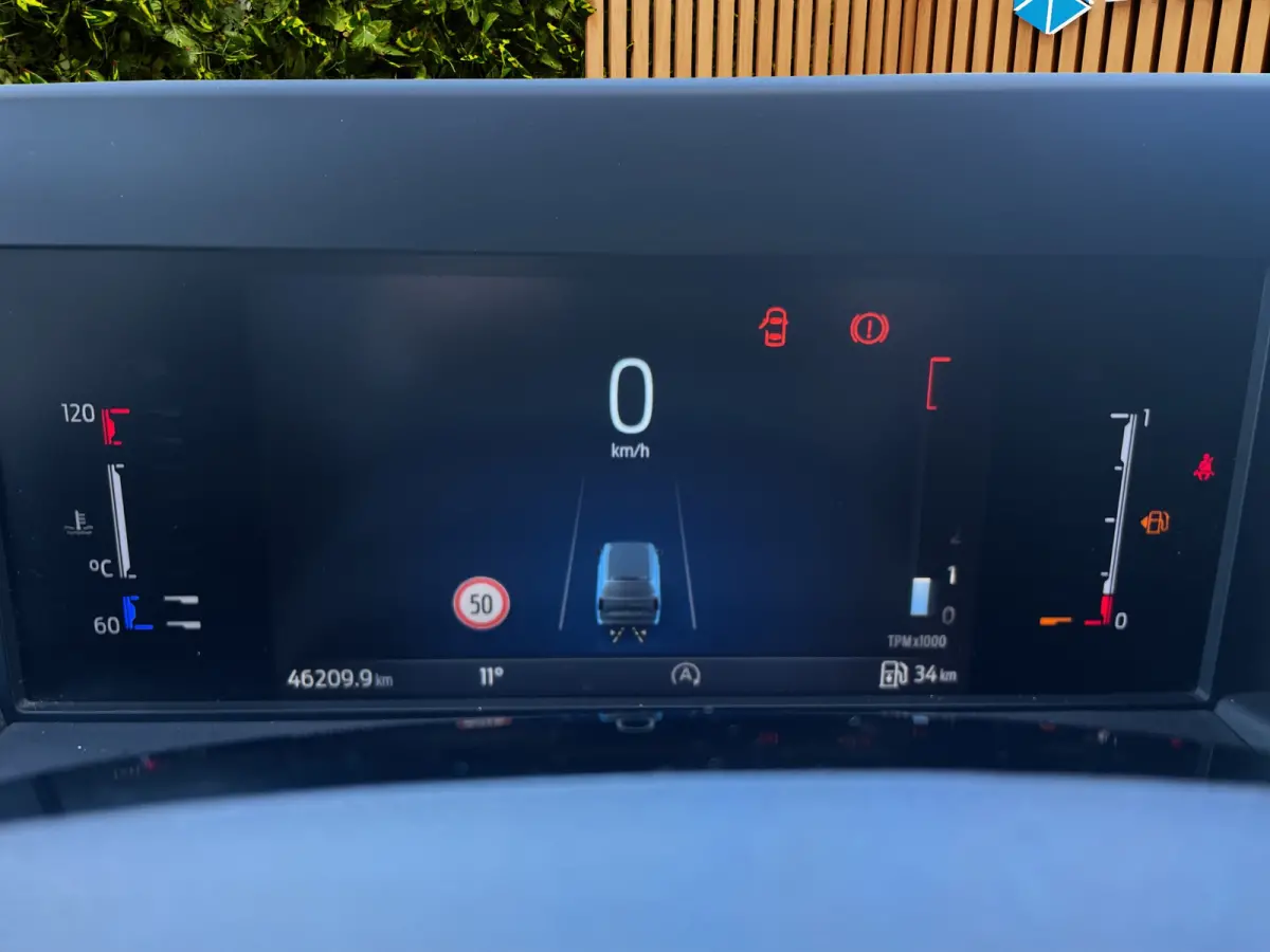 L1H1 Trend 136PK | Trekhaak | Camera | CarPlay |