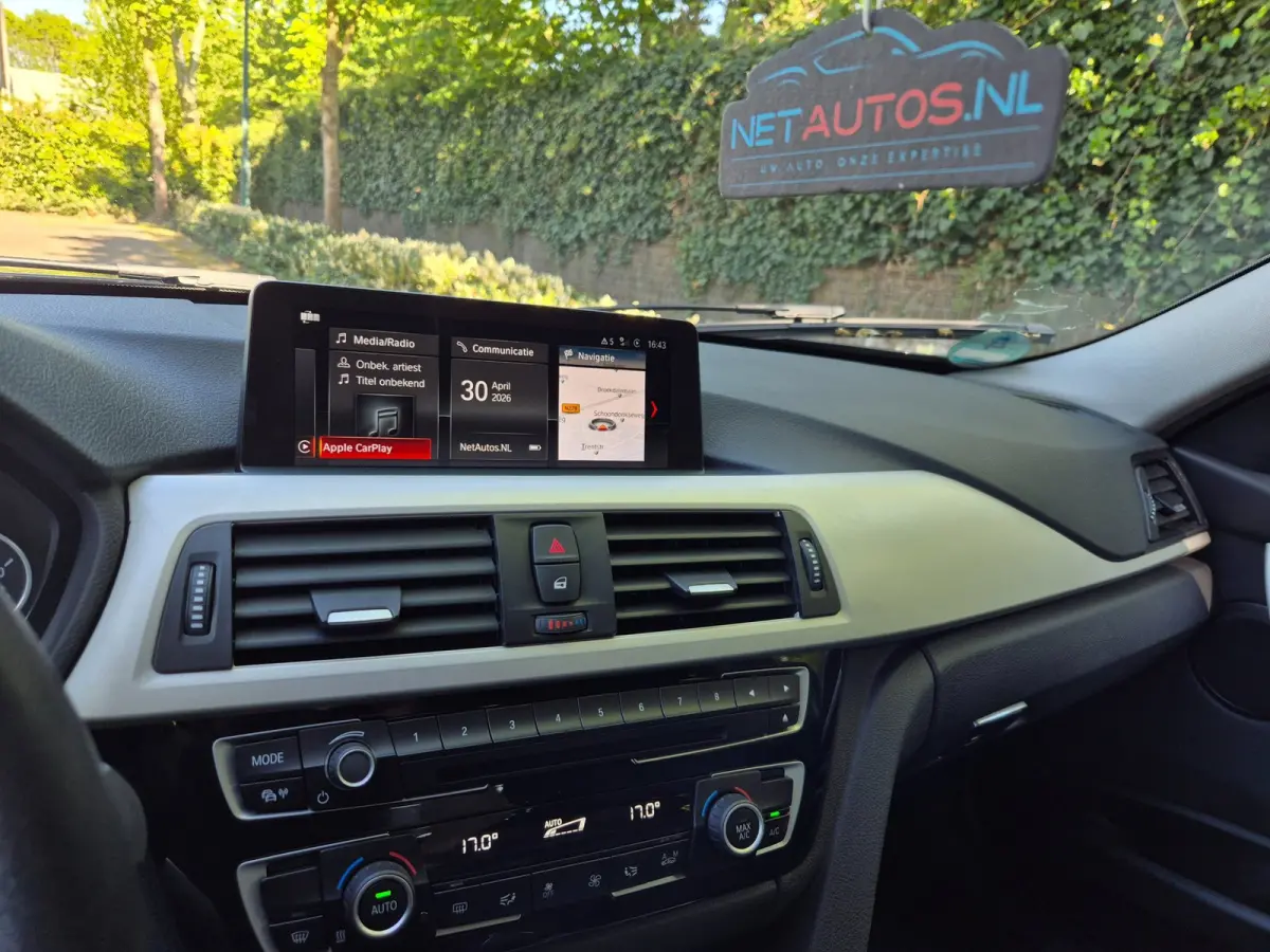 320i LCI Apple CarPlay Adaptieve Cruise Camera Sport Stoelen KeyLess Lm Velgen Corporate Lease Executive