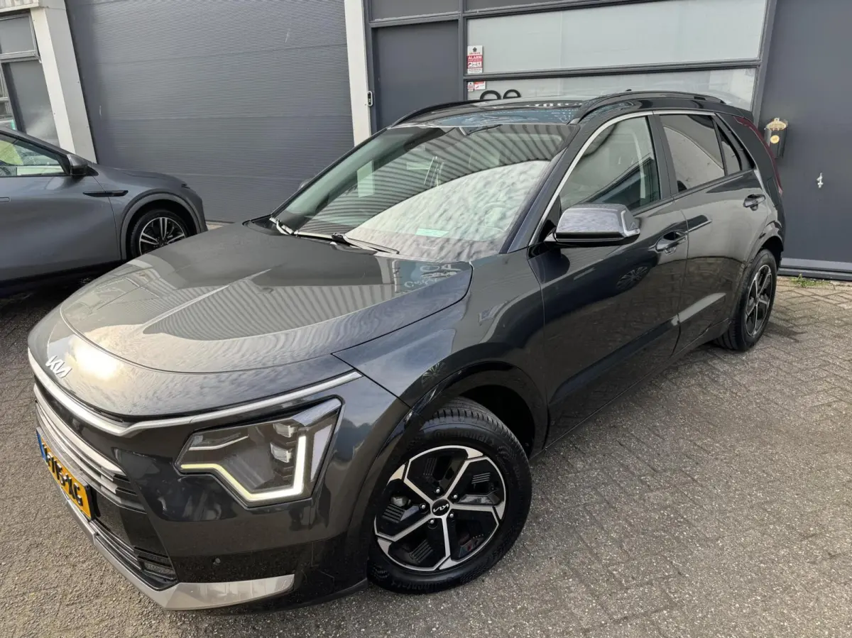 1.6 GDi Hybrid DynamicPlusLine Schuifdak / Leder