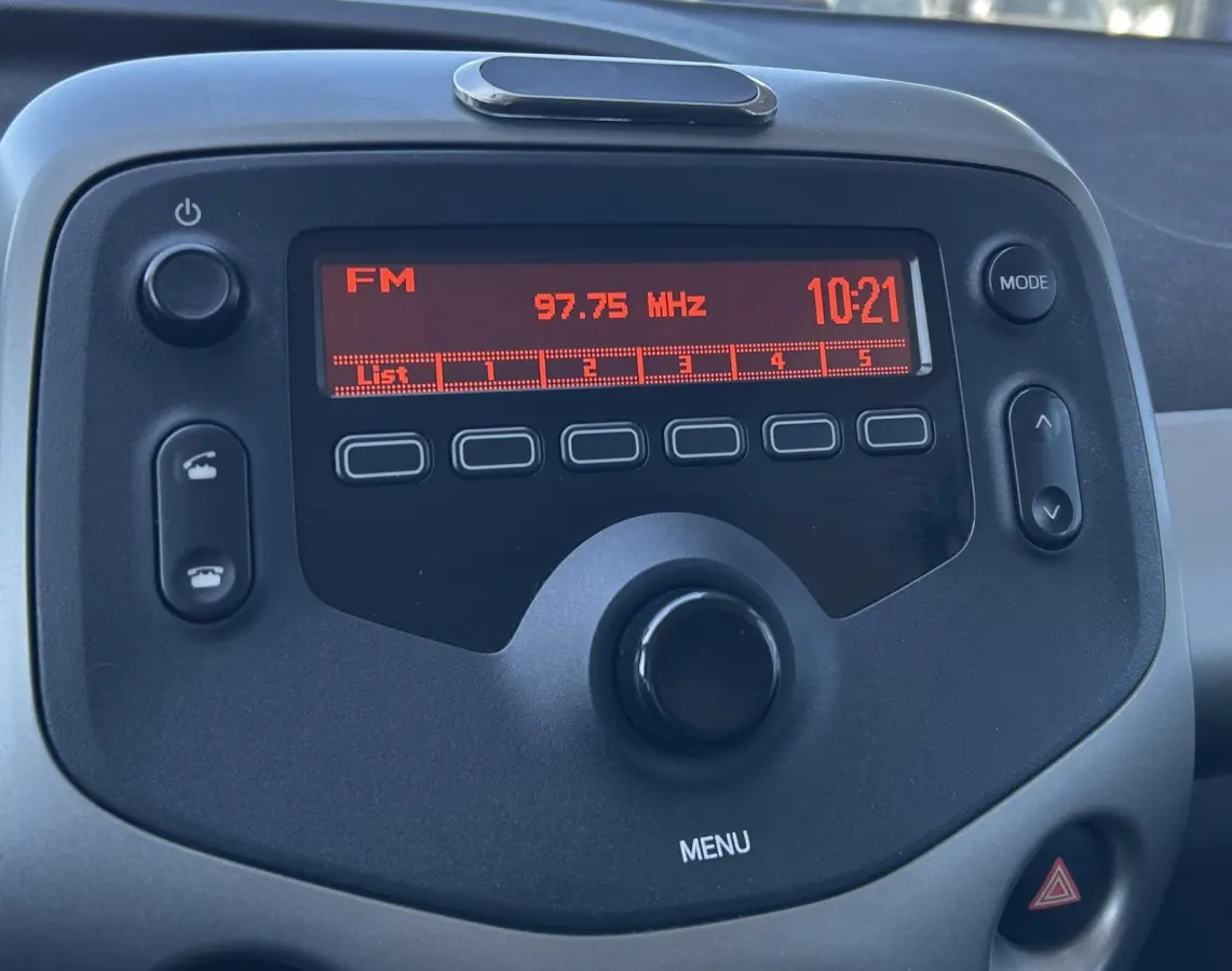 1.0 e-VTi Feel | Nette Staat | Nieuwe APK | Cruise Control | Airco | Leder Stuurwiel | Privacy Glass | 2 Sleutels |