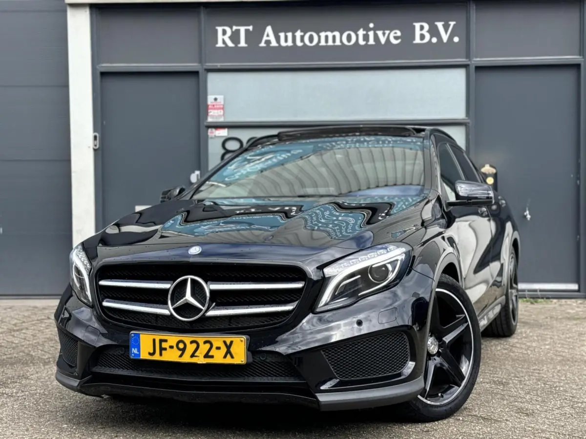 180 AMG Pano Xenon Navi Automaat