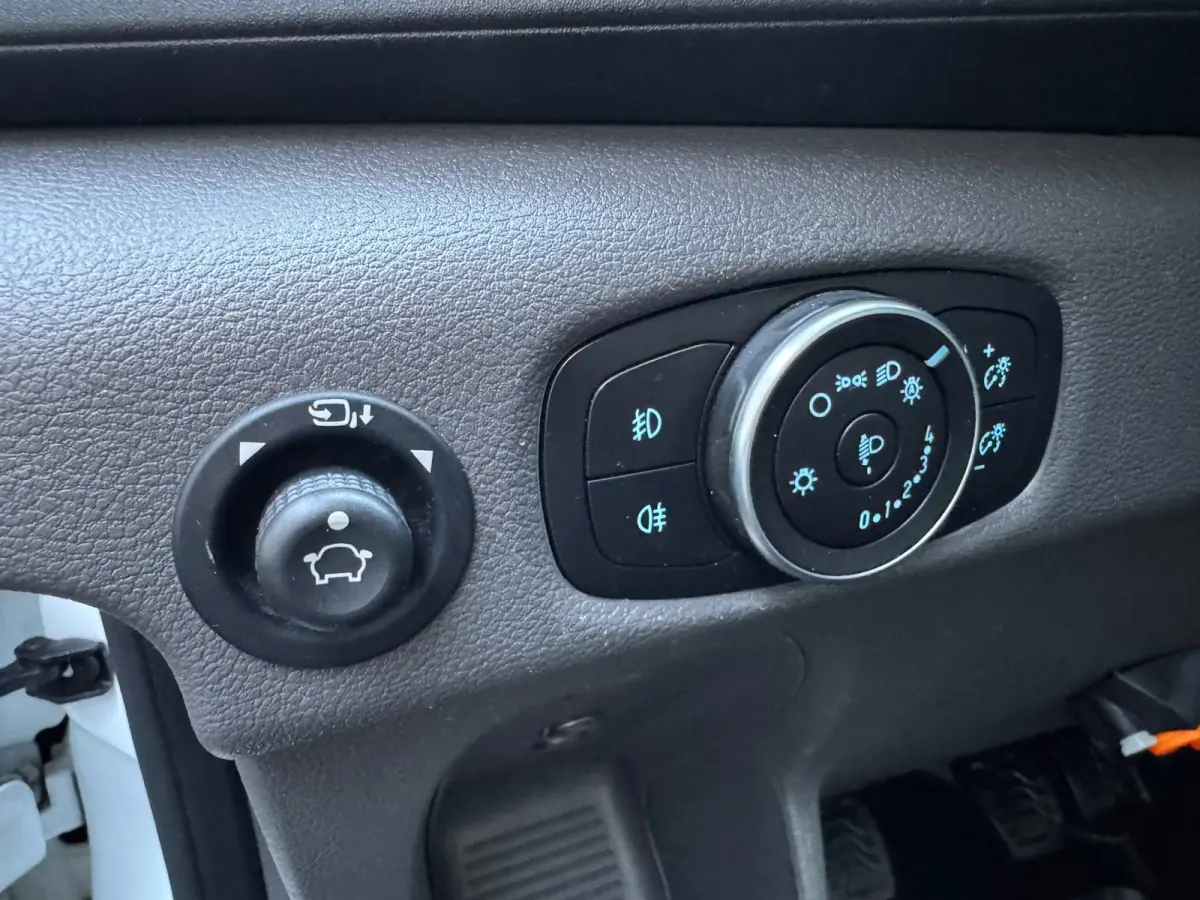 350 2.0 TDCI L3H3 Trend MHEV RWD Hybrid Airco Cruise Navi Trekhaak