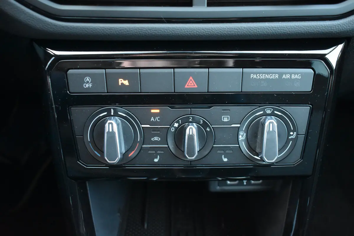 1.0 TSI 95PK Life Edition | TREKHAAK |  NAVI BY APP | ADAPT. CRUISE | LED | PARKEERSENSOREN