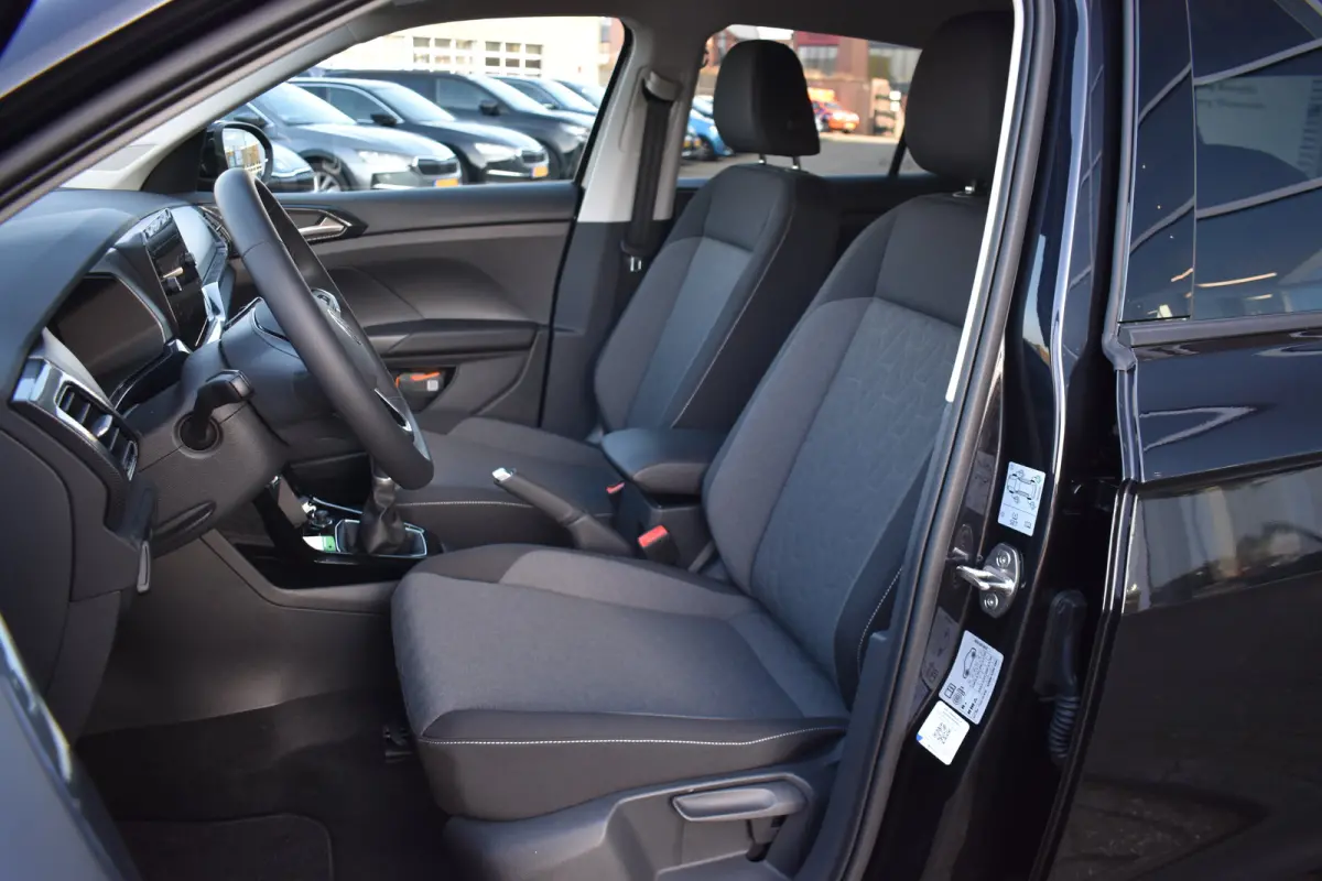 1.0 TSI 95PK Life Edition | TREKHAAK |  NAVI BY APP | ADAPT. CRUISE | LED | PARKEERSENSOREN