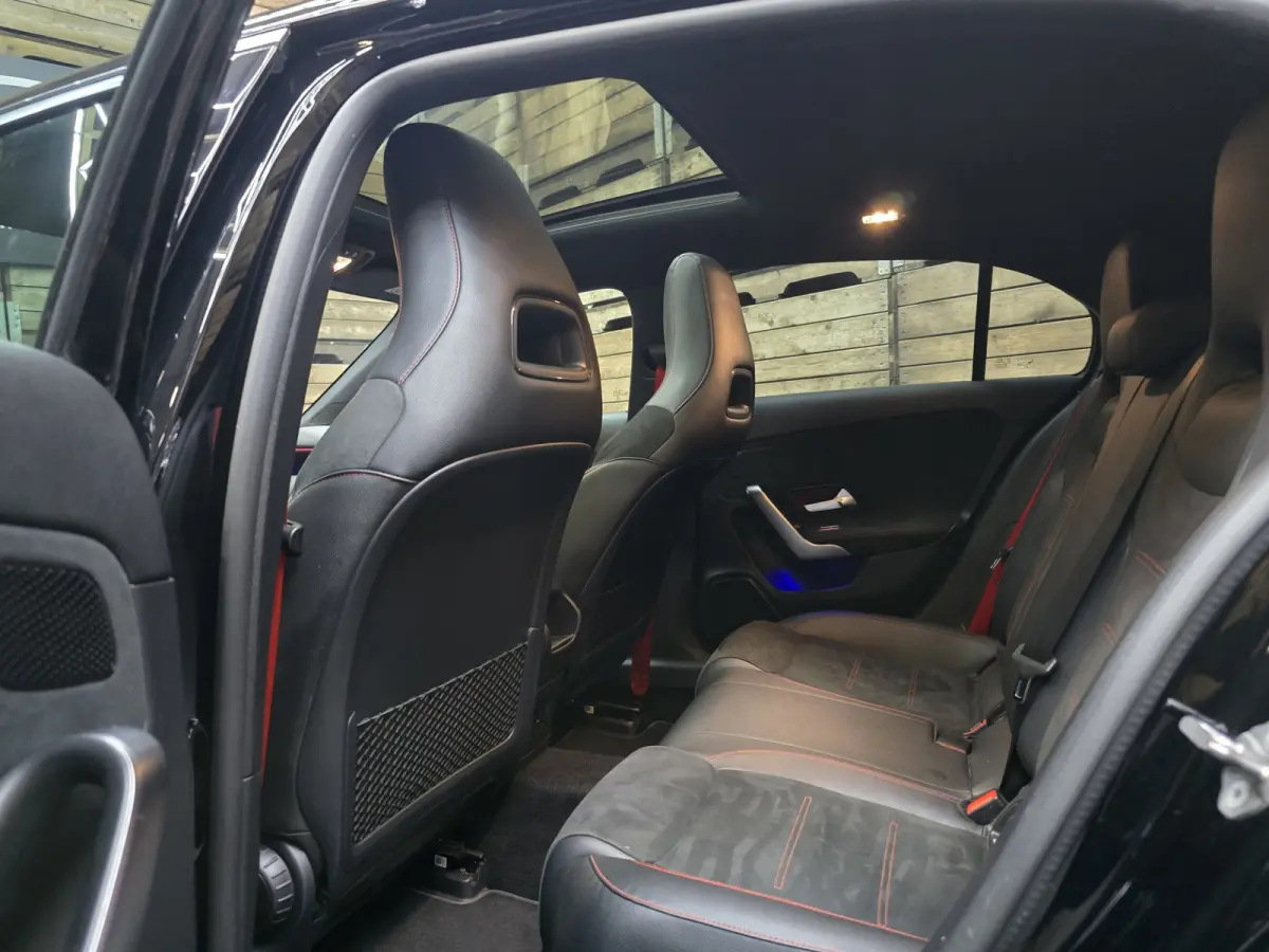AMG 35 4MATIC Premium Pano Sfeer Camera Navi LM Trekhaak