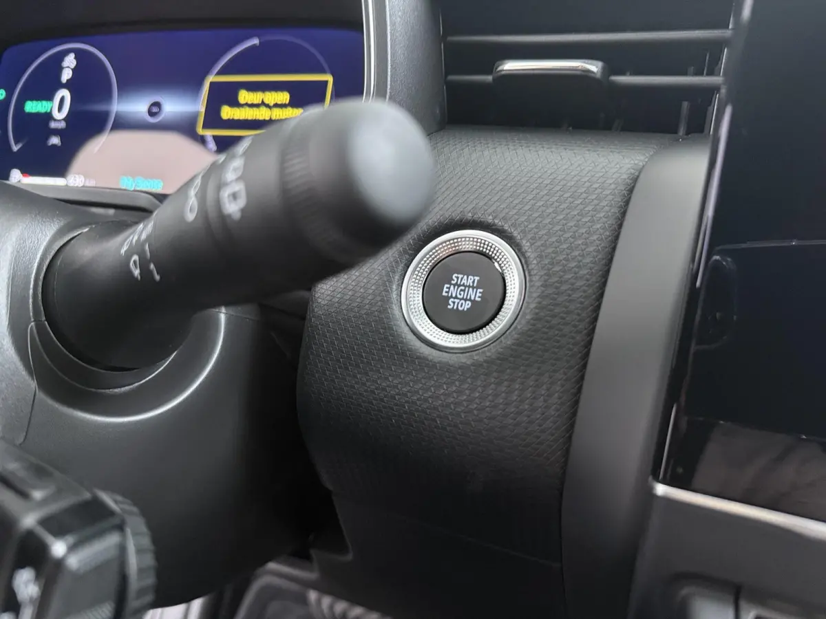 1.6 HEV Instyle | BOSE Audio | Adapt. Cruise | Stoel- & Stuurverw. |