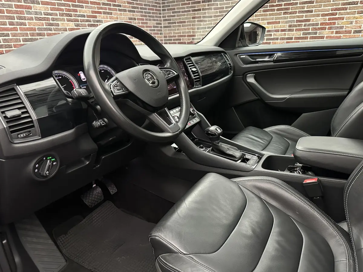 2.0 TSI 4x4 Sportline 7p. DAK CANTON LEDER TREKHAAK ELEKTR A.KLEP
