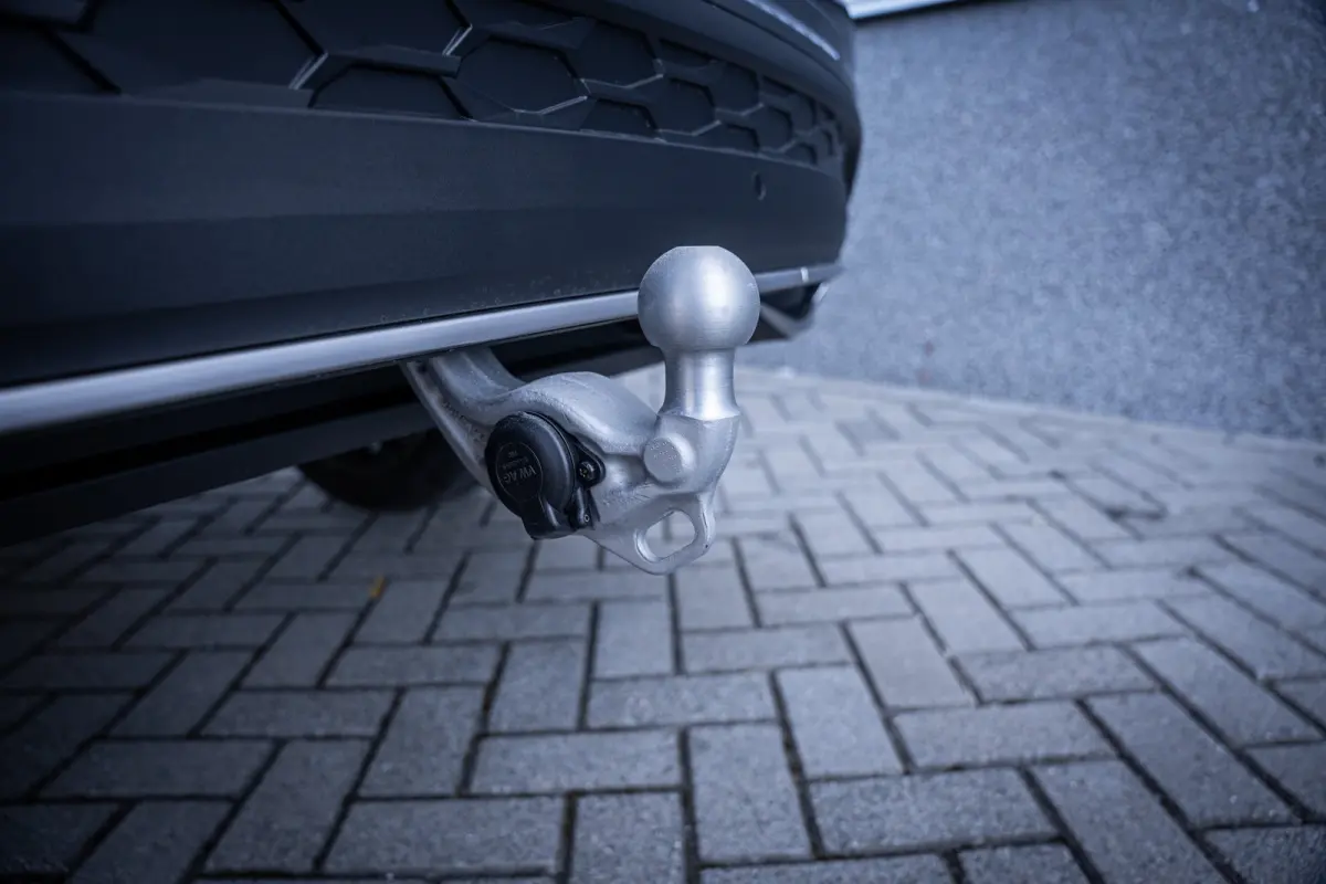 1.5 TSI PHEV Sportline Business | Achteruitrijcamera | Elektrisch glazen panorama-dak | Lichtmetalen velgen 20"