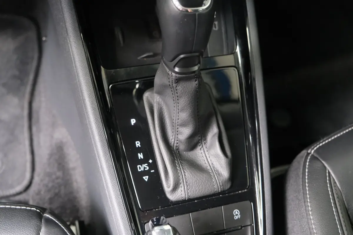 1.0 TSI Business Edition Automaat - N.A.P. Airco, Cruise, Virtual Display, Camera, PDC, Trekhaak.