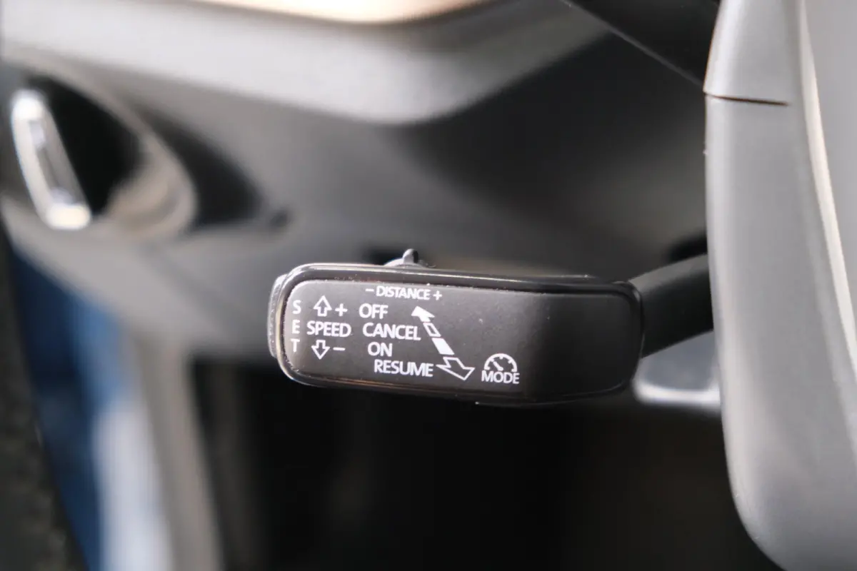 1.0 TSI Business Edition Automaat - N.A.P. Airco, Cruise, Virtual Display, Camera, PDC, Trekhaak.