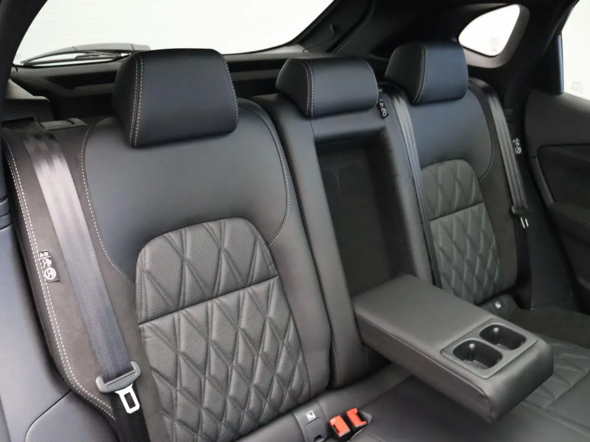 158pk MHEV Xtronic Tekna Plus | BOSE audio | Stoel, stuur en voorruitverwarming | Lederen bekleding | Elektrisch vertelbare voorstoelen | 360° camera | 20" LMV |