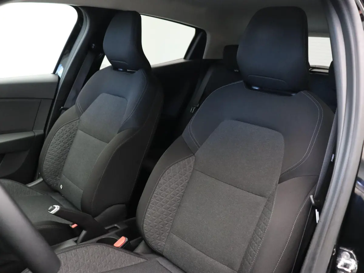 1.0 TCe Business Zen Bi-Fuel | LPG G3 | Voordelig rijden | Cruise Control | Metallic Lak | Apple Carplay & Android Auto | LED Koplampen | Parkeersensoren |