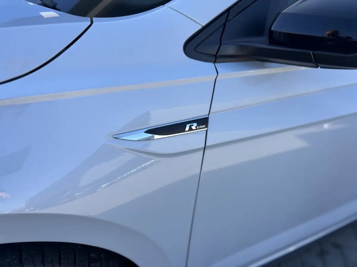 1.0 TSI R-line Beats