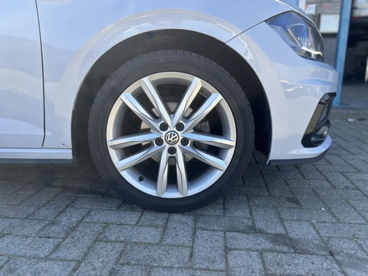 1.0 TSI R-line Beats