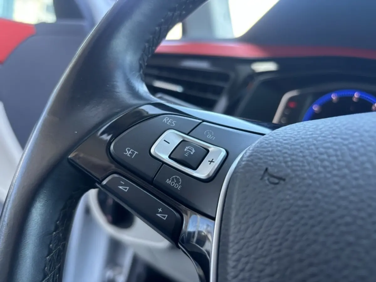 1.0 TSI R-line Beats