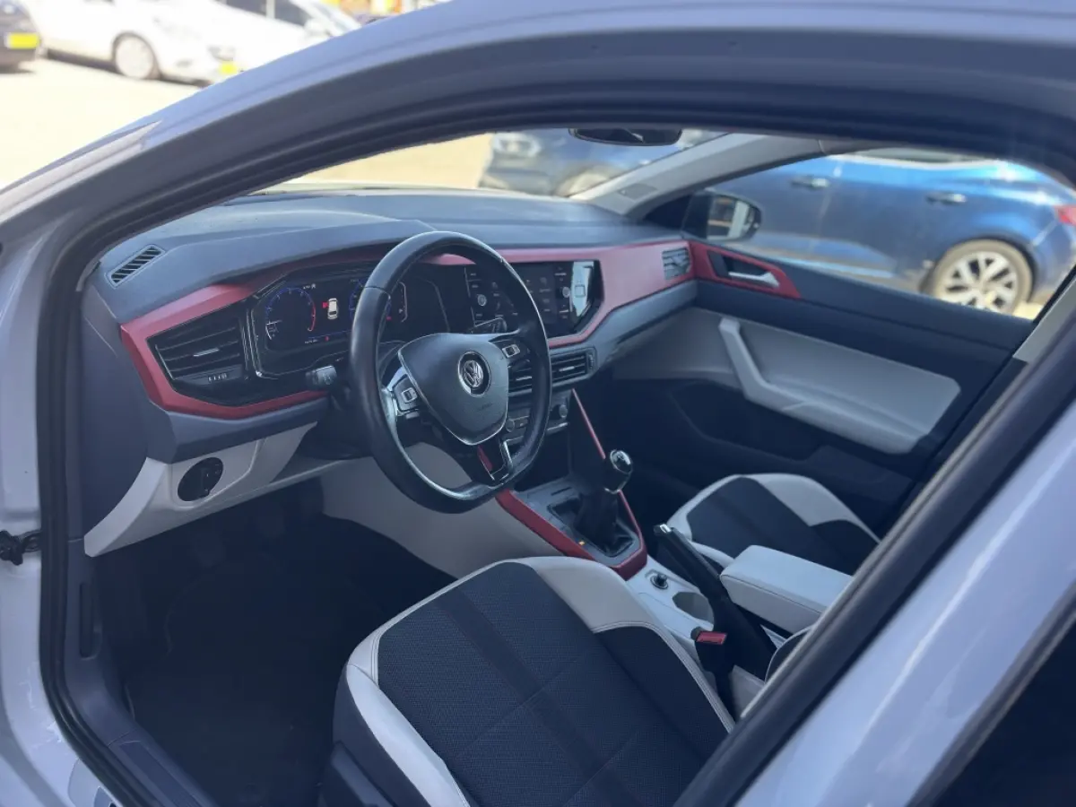 1.0 TSI R-line Beats