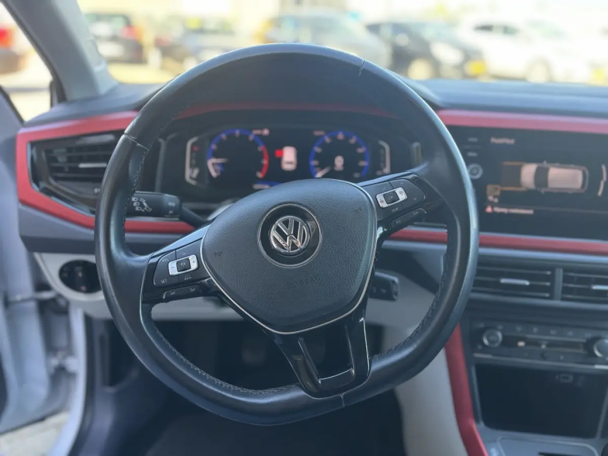 1.0 TSI R-line Beats