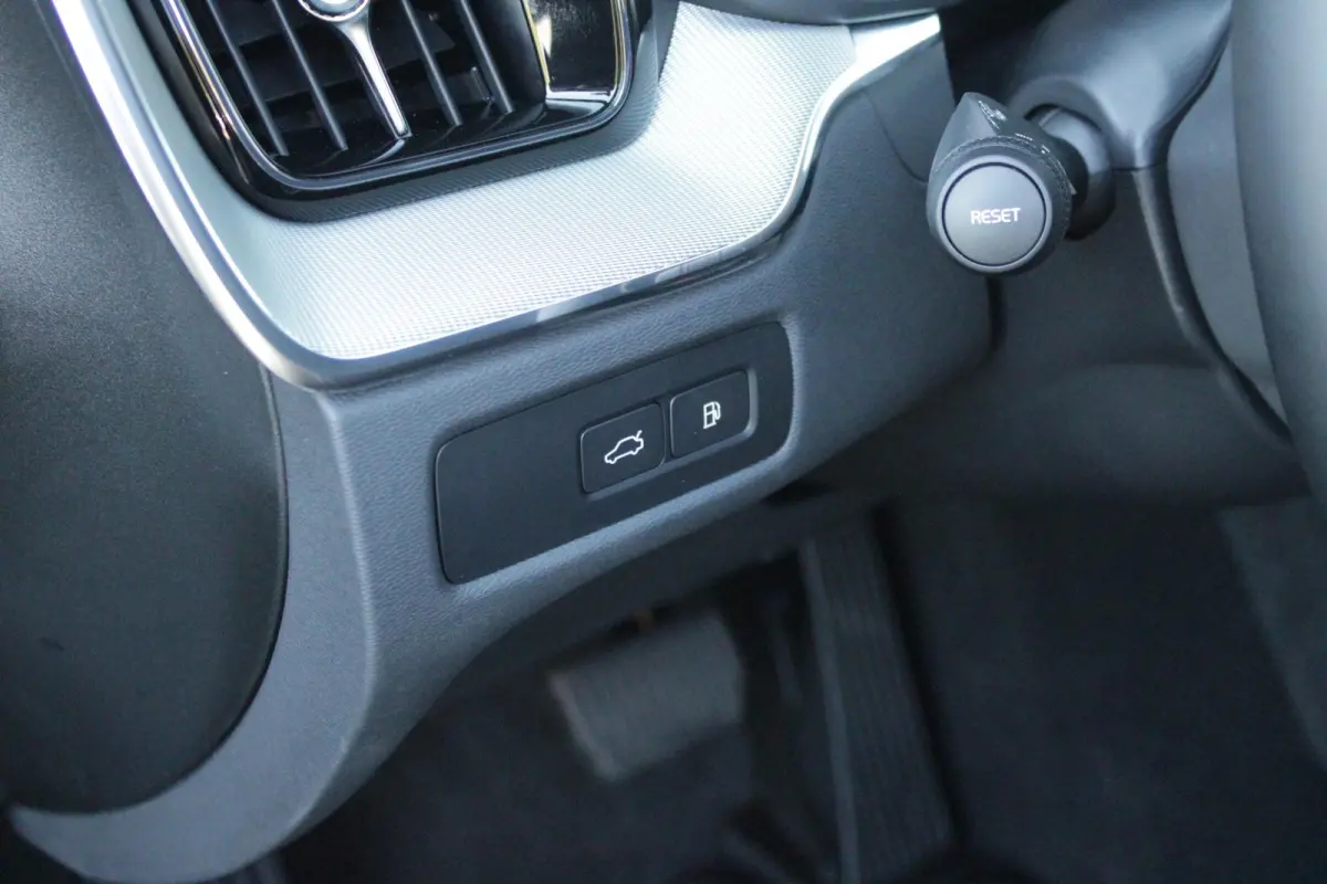2.0 T8 Plug-in-hybrid AWD POLESTAR ENGINEERED | BOWERS & WILKINS PREMIUM SOUND SYSTEM | PANORAMA SCHUIF/KANTEL DAK  | ELEKTRISCH WEGKLAPBARE TREKHAAK | 360° SURROUND VIEW CAMERA'S | STOEL/S
