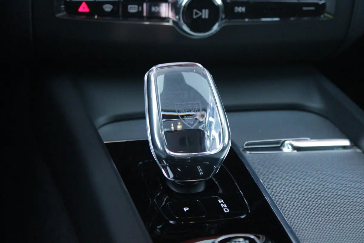 2.0 T8 Plug-in-hybrid AWD POLESTAR ENGINEERED | BOWERS & WILKINS PREMIUM SOUND SYSTEM | PANORAMA SCHUIF/KANTEL DAK  | ELEKTRISCH WEGKLAPBARE TREKHAAK | 360° SURROUND VIEW CAMERA'S | STOEL/S