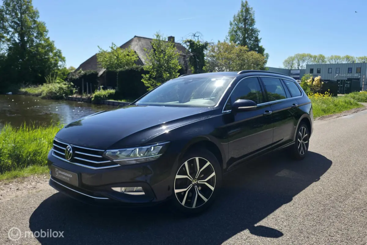 Volkswagen Passat Variant 2023 Benzine Automatisch leasen
