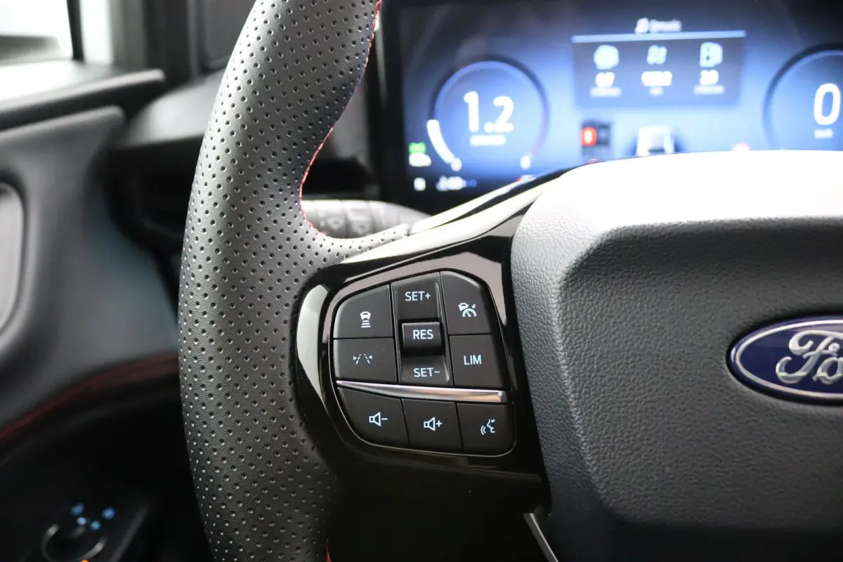 1.0 EcoBoost ST-Line X | Panoramadak | Winterpack | Adaptive Cruise | BLIS | CarPlay/Android Auto | 360 Camera