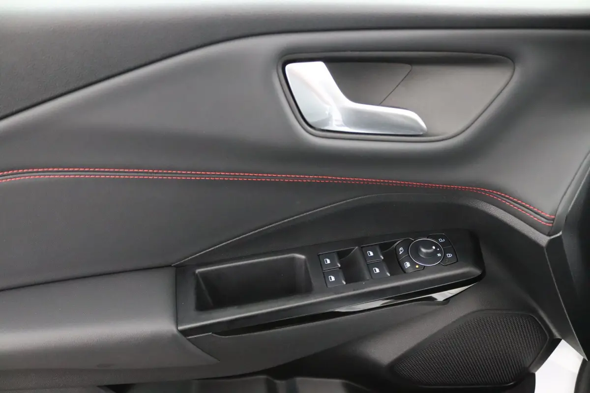1.0 EcoBoost ST-Line X | Panoramadak | Winterpack | Adaptive Cruise | BLIS | CarPlay/Android Auto | 360 Camera
