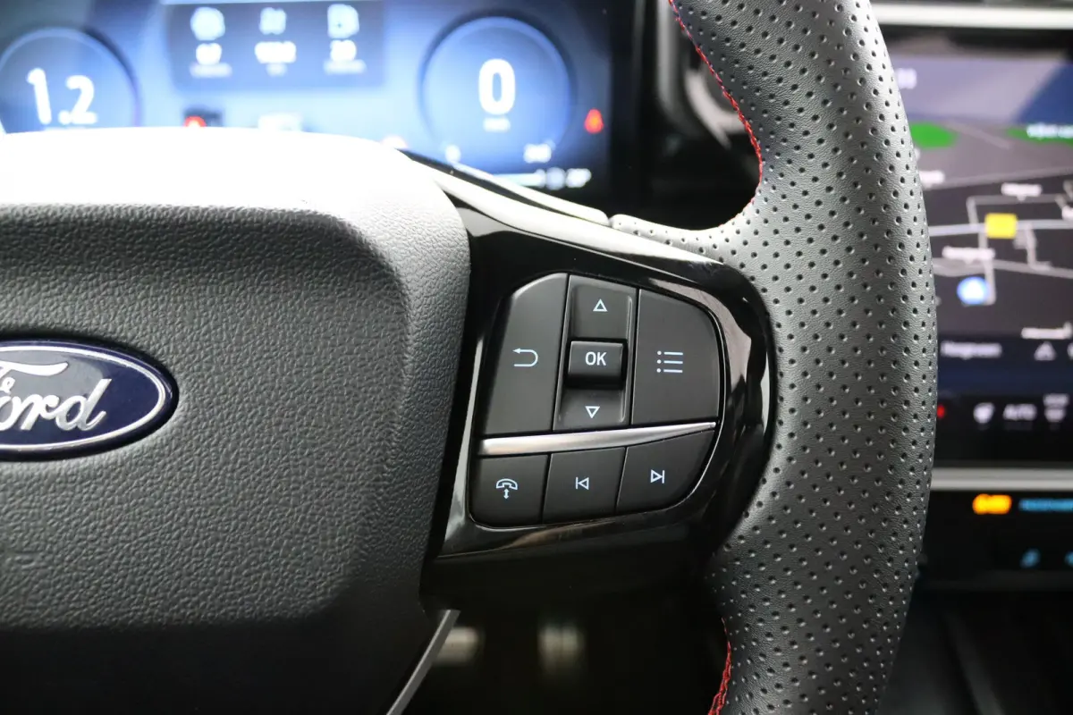 1.0 EcoBoost ST-Line X | Panoramadak | Winterpack | Adaptive Cruise | BLIS | CarPlay/Android Auto | 360 Camera