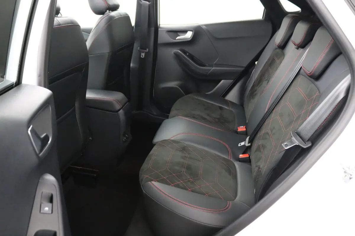 1.0 EcoBoost ST-Line X | Panoramadak | Winterpack | Adaptive Cruise | BLIS | CarPlay/Android Auto | 360 Camera