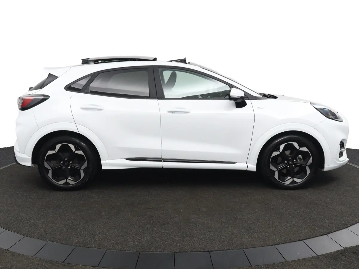 1.0 EcoBoost ST-Line X | Panoramadak | Winterpack | Adaptive Cruise | BLIS | CarPlay/Android Auto | 360 Camera