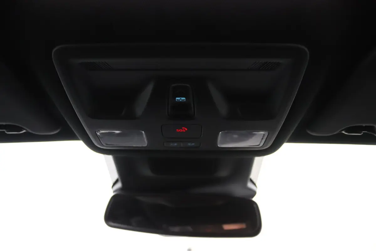 1.0 EcoBoost ST-Line X | Panoramadak | Winterpack | Adaptive Cruise | BLIS | CarPlay/Android Auto | 360 Camera