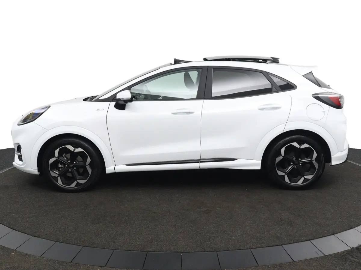 1.0 EcoBoost ST-Line X | Panoramadak | Winterpack | Adaptive Cruise | BLIS | CarPlay/Android Auto | 360 Camera