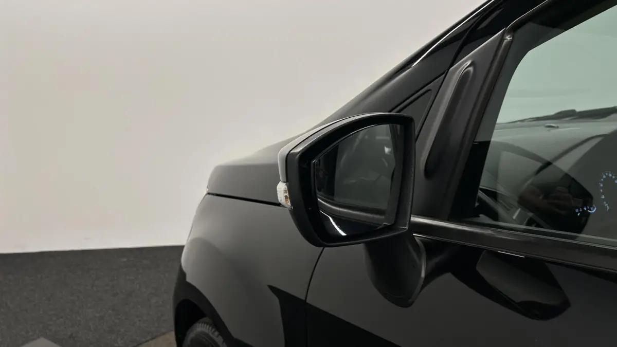 1.0 EcoBoost Connected CARPLAY NAVI CRUISE ECC LM.