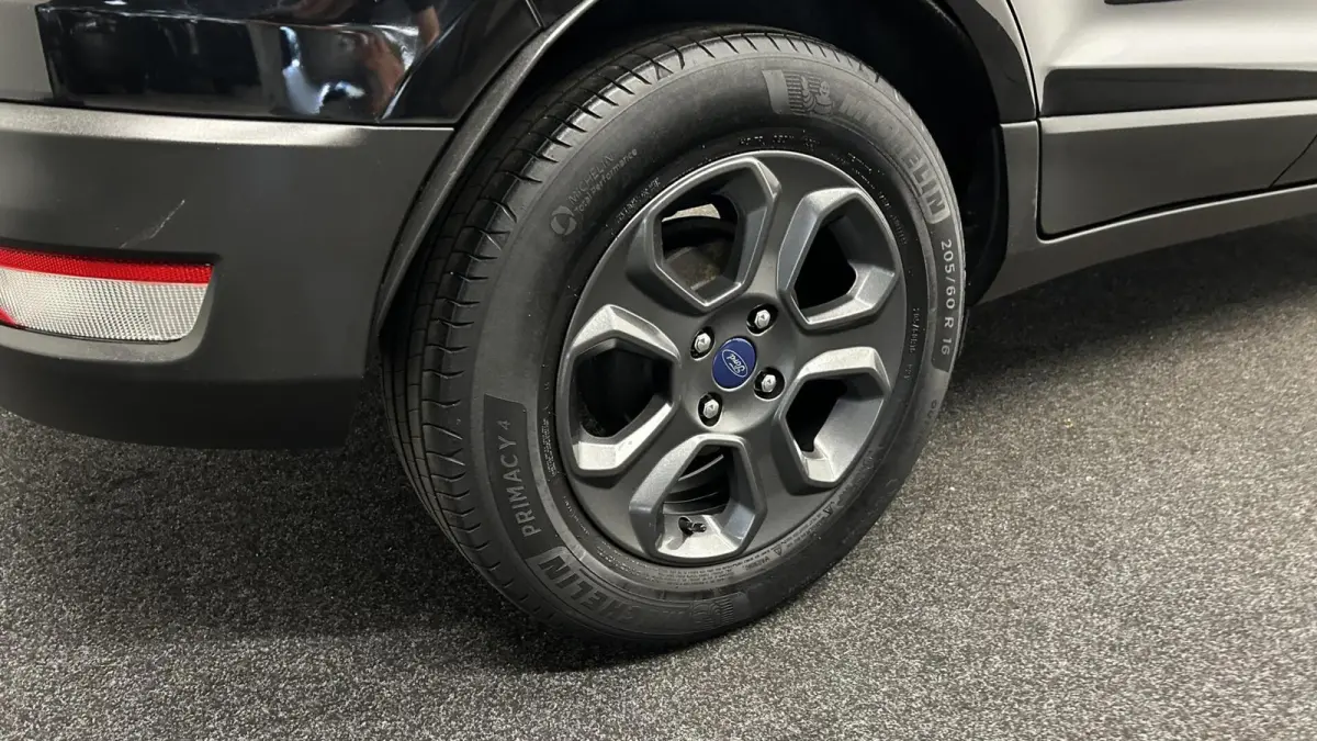 1.0 EcoBoost Connected CARPLAY NAVI CRUISE ECC LM.