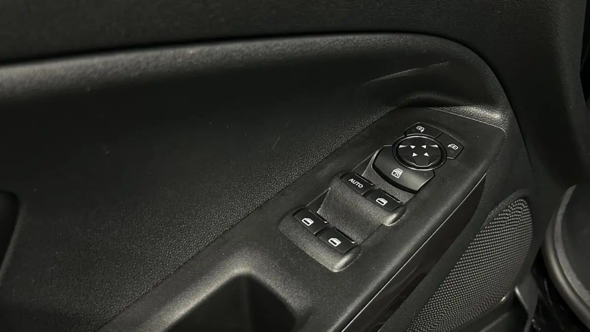 1.0 EcoBoost Connected CARPLAY NAVI CRUISE ECC LM.