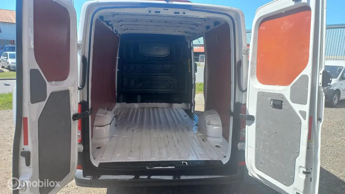 Bestel 30 2.0 TDI L3H2