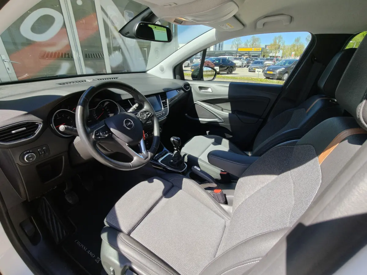 1.2 Turbo Elegance / Carplay / Stoelverwarming / Cruise / Airco /