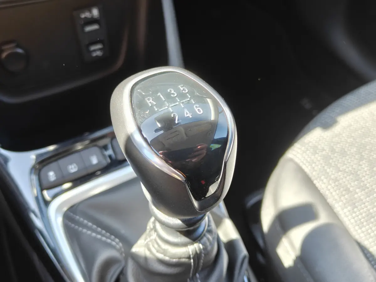 1.2 Turbo Elegance / Carplay / Stoelverwarming / Cruise / Airco /